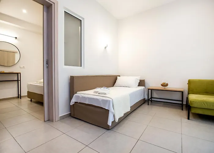 Aparthotel Ioanna's House Potos