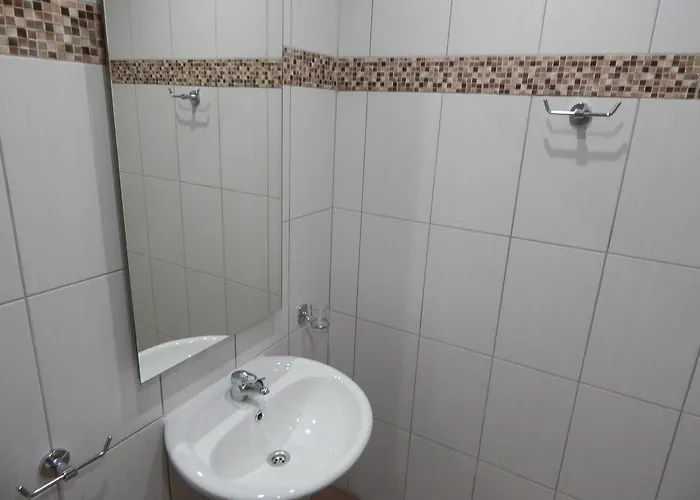 Ioanna's House Aparthotel 3*