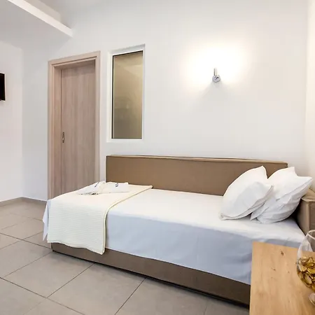 Ξενοδοχείο με διαμερίσματα Ioanna's House Ποτός