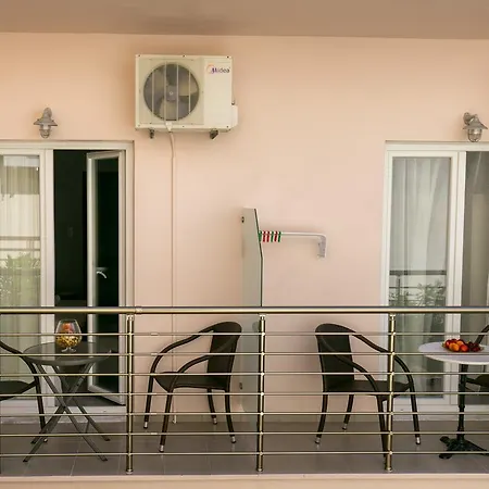 Ioanna's House Ξενοδοχείο με διαμερίσματα *