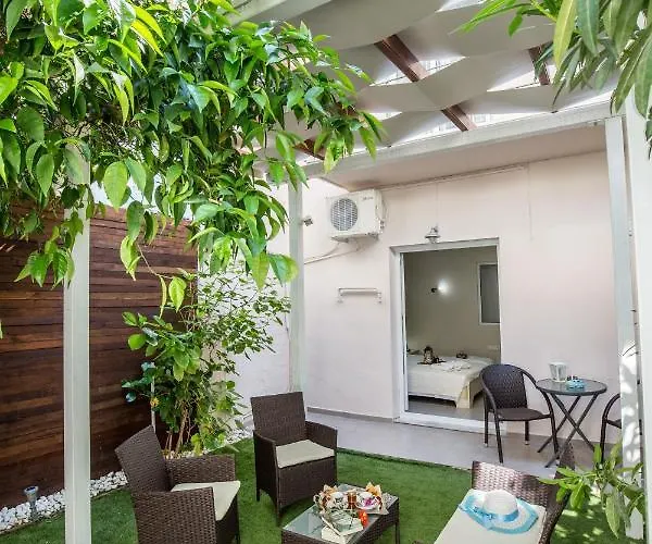 Ioanna's House アパートホテル ポトス